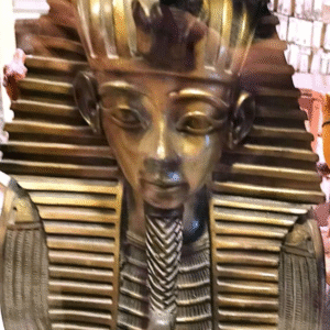 قطعة اثرية فنية